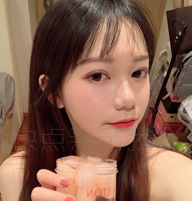 Twitter国产女神《魔法秋秋》快点亲亲我稀缺合集