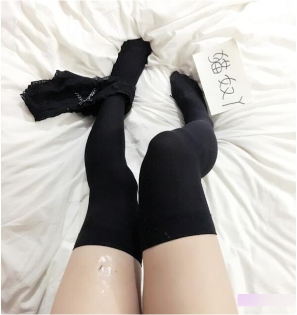 斗鱼粉嫩萌妹（猫奴丫）露骨cos接拍，她竟然还是高中生_[44V-3GB]