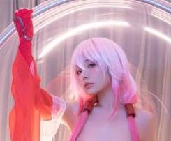 网红少女喵小吉的高颜值罪恶王冠爆机商品