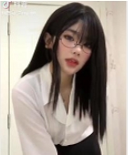 抖音网红小羊皮皮虾的顶级反差婊