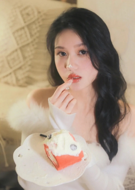 Sweetbaby在Onlyfans上主动玩弄的商品标题