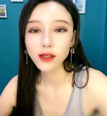 开放小狗放飞自我表演视频