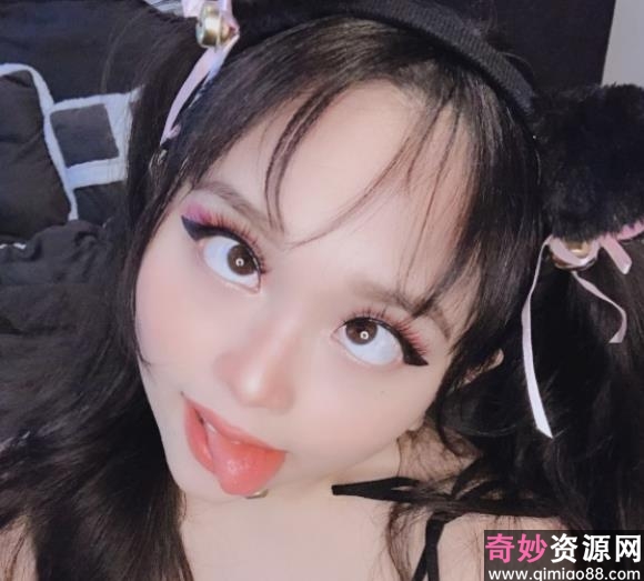 Ambiyah推特妹子大礼包