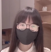 眼镜妹子自玩1v14G眼镜