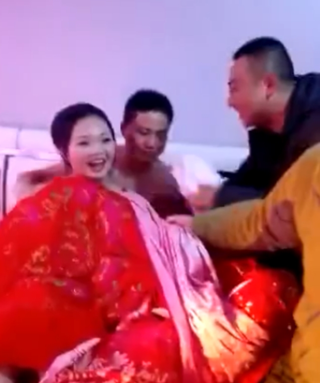 限时抢购农村闹洞房小合集，超值600米nv+，百度盘免费下载！