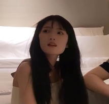 搬运转载：转载搬运520约会十九岁如花似玉兼职边缘女细嫩花茎银战小怪兽1V720M百度盘