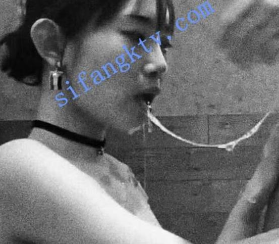 超奇妙自拍对话佳作
