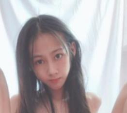 抖音合集：好玩可爱的黑色胶带第三部打粑粑