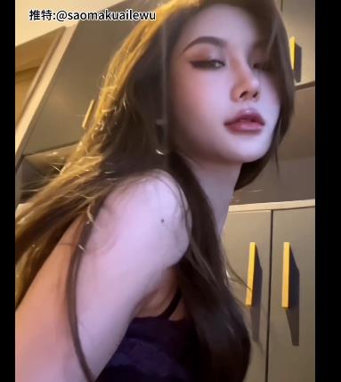 高质量S妈绿母剪辑第二弹[4V-1.3G]