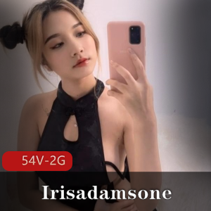 Onlyfans网红Irisadamsone露脸逗趣私拍54视频2G丰满妹子吃瓜下水