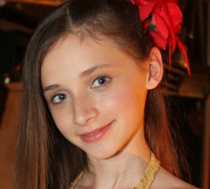 可爱妹子AliceL泳装合集，15套照片+22个视频，气质真的赞