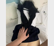 精选JK被抓后推车双马尾呐喊视频资源213M2个收藏必备