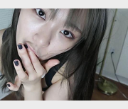 推特网红安雪儿视频1小时374兆，灵活舌头吐云雾口莲花