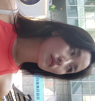 丰满美女高跟连衣裙视频，高清3V版，10.38G，百度云下载