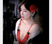 小恩雅《妈妈的自拍》30分钟时长视频下载观看
