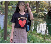 长春美女李婷：水灵灵御姐范，俏皮可爱，车头灯资源680M