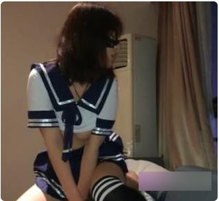 推大神Yin约会a的精选学生服装