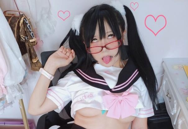 日本妹子姐YOYO：精选罗莉姬，绅士摇摇乐，57V-46.3G视频合集