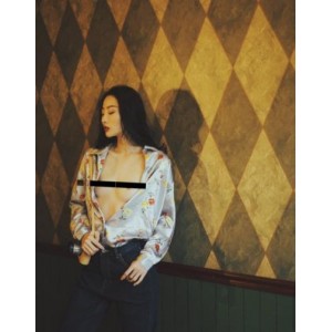 逗本逗鸭高冷学生妹私拍合集：16个视频，总计346MB