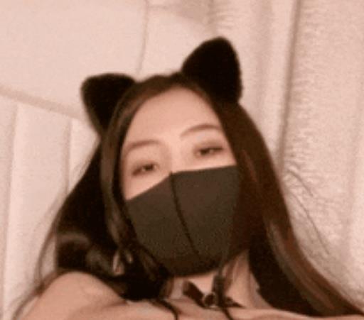 网红女神八月未央长腿猫耳新作1V1.38G,精油润滑有趣更新