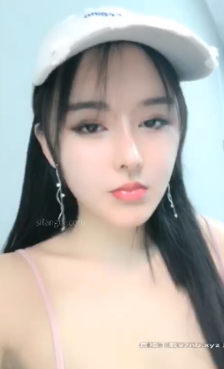 唐泽雪美臀女神22.4g视频合集，性感魅力无限