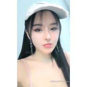 唐泽雪美臀女神22.4g视频合集，性感魅力无限