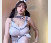 网红小九社保合集：48个视频，376M大小，身材颜值木瓜吸睛