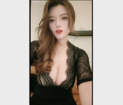 36D熟女战双雄！深渊巨兽大战两男OK[1V-1.5G]