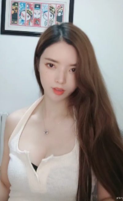 204.8g”备受关注，收藏热度持续上升，粉丝们可以随时按需下载观看，新增62v，让更多人欣赏无虞的魅力舞姿。