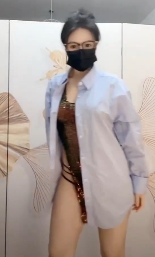 小阿姨大王热舞福利40V5.69g视频大放送