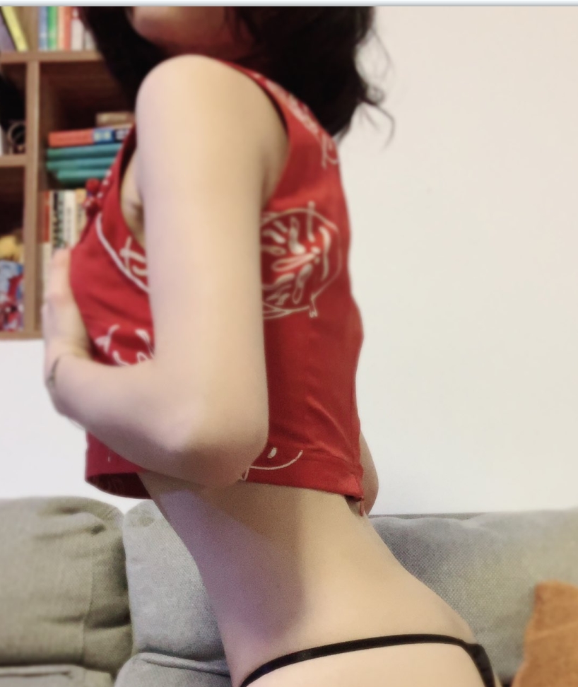 清新脱俗的CandyTt：女版Faker的视频合集下载