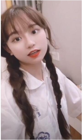 将带给你不一样的视听体验。快来一睹女神的风采,感受她的魅力吧!