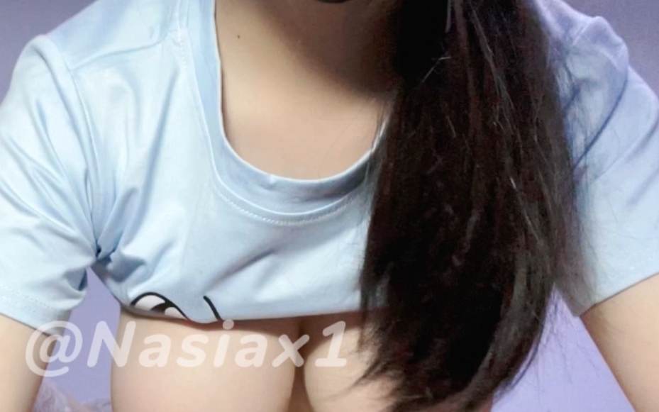 独特魅力！18岁大罩杯小巨Nasiax1视频数量众多，文件大小惊人90.2g