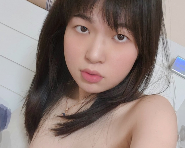 知性TS俞喵喵：20万张私拍照片惊艳粉丝