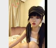 婳宜女王美腿教育合集：29部3.6G高清视频，花式用脚，JK空姐，声音S，小伙伴必备！