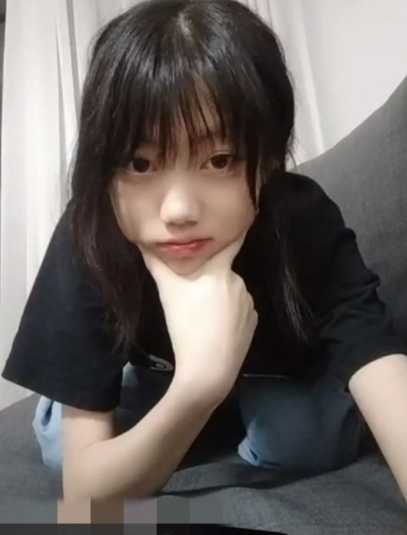 叛逆富二代贺子涵黄播视频打包12P45V+14.8G,突然退网引发热议