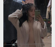 清纯大二学生吴x晶私圈合集，16V3.1G视频技能点满，期待毕业后的发展