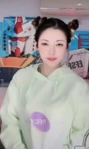 抖音主播一只霸王兽私拍福利[39V1G]：清纯靓丽JK热舞，双镜头热舞套路婊，身材好看！