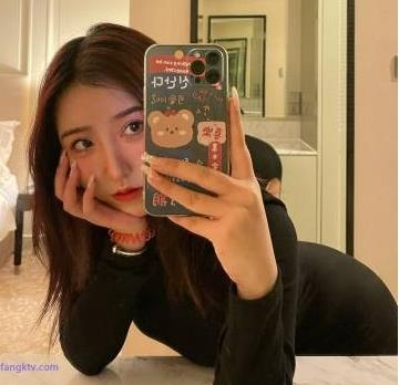 抖音女神@yuer涉有尺度下水资源,视频数量众多引关注