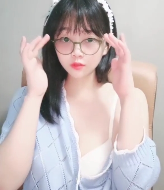 清纯舞姿展现,桃子舞蹈合集10V35G百度云