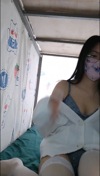 廊坊01年学妹宿舍直播：放飞自我1V509M百度盘