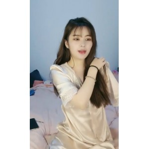 网红主播曝光完美颜值女神级小姐姐三人游大战，裙子墨镜感觉画面，1V1.11GB百度盘