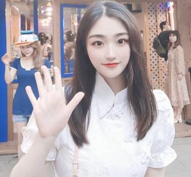 南航八字大奈:身材颜值双重诱惑,作品资源1V5.7G,约会女神不容错过!