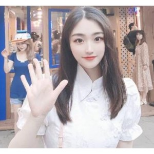 南航八字大奈：身材颜值双重诱惑，作品资源1V5.7G，约会女神不容错过！