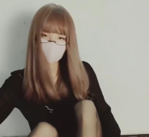 TS-jinwanxuan1999高端作品合集:39个视频,总大小3.5G,硅胶球、牛奶玩法大揭秘