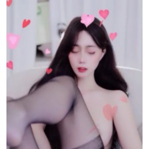 高中红靓女陈小硕16v+8.84g视频包，百度盘自行打包保养全收录