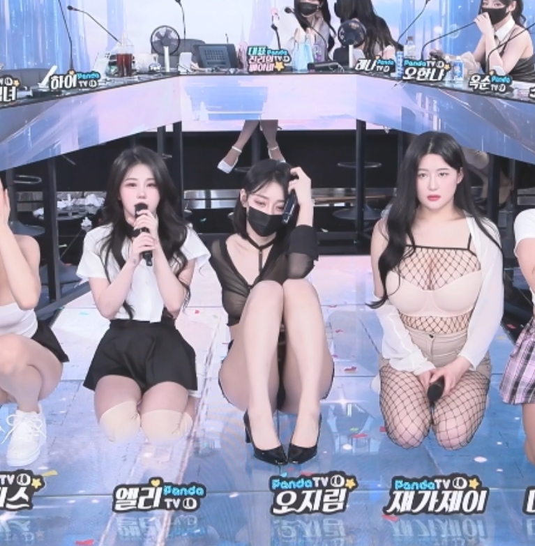 o分享到了百度盘，方便大家下载观看。视频中有中韩双语字幕，让你更好地理解内容。如果你喜欢这些视频，不妨在网站上打赏一下，支持一下视频制作人。快来看片吧，享受精彩的视听盛宴！