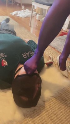 玉儿姐姐原味丝袜羞辱两乖狗bf997433分钟视频