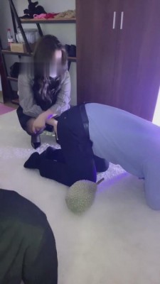 杭州冰琳:双s女王惩罚bf7114,口水喂食,重度耳光,踢裆,63分钟视频