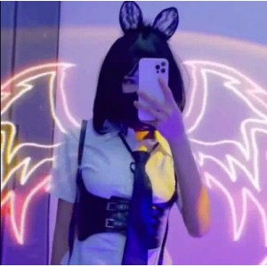 小仙云抖音风热舞合集：30V600M，舞姿优美动人